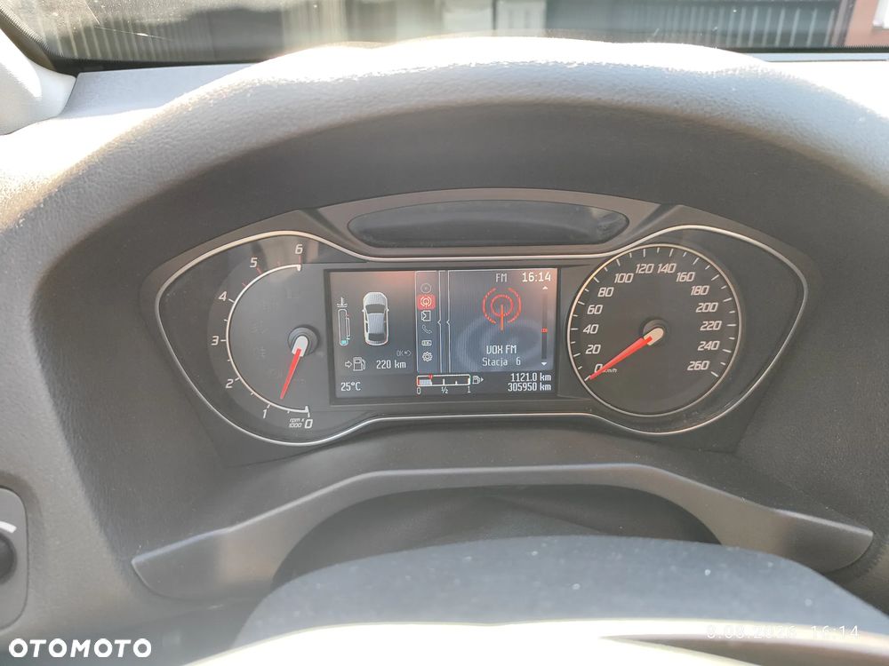 Ford Mondeo 2.0 TDCi Titanium - 25