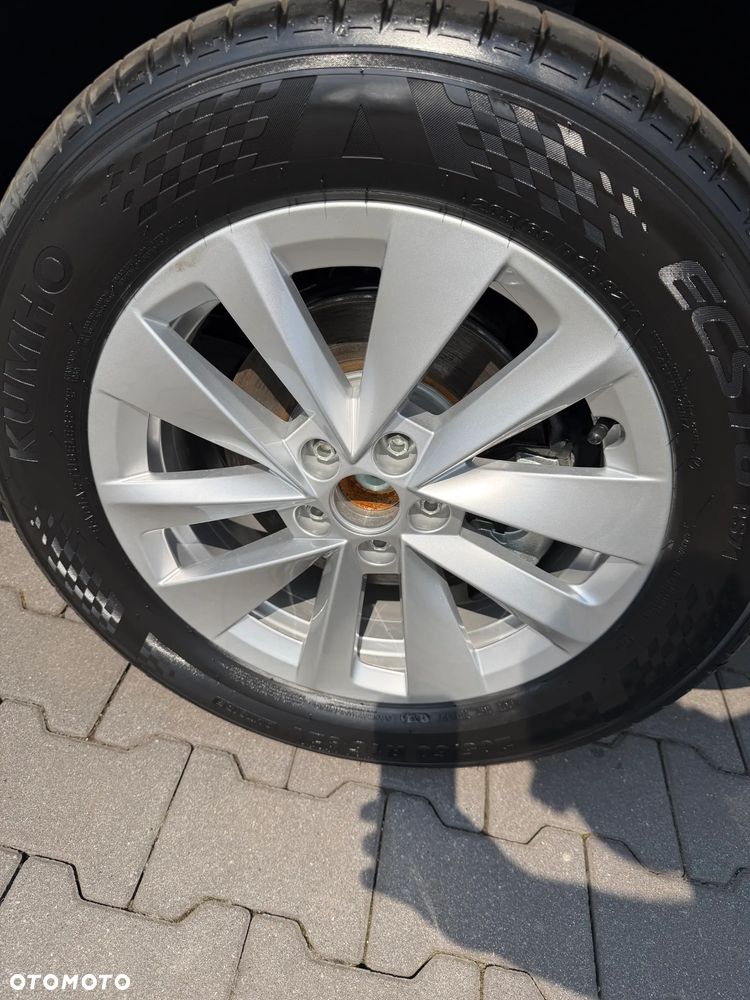 Skoda Kamiq 1.5 TSI Drive - 16