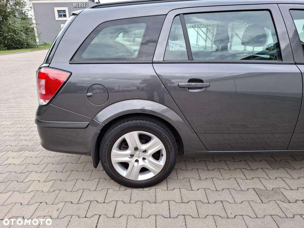 Opel Astra 1.6 Enjoy - 12
