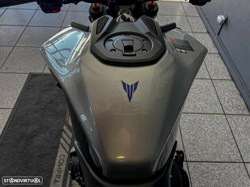 Yamaha MT-09 - 12