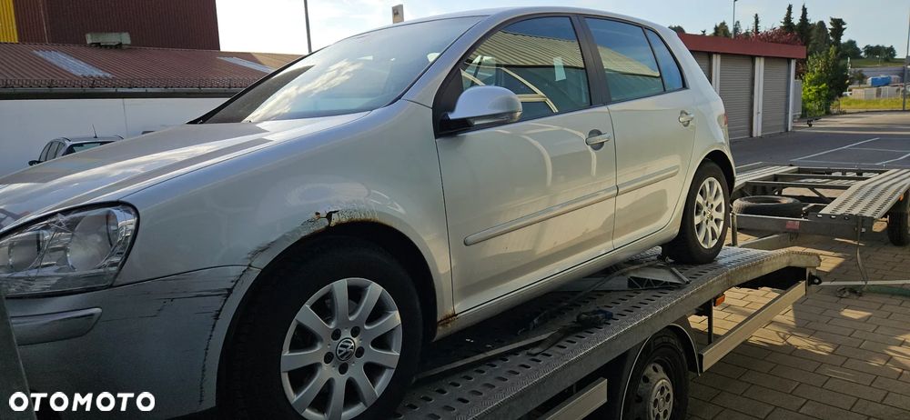 Volkswagen Golf 1.6 Comfortline DSG - 2