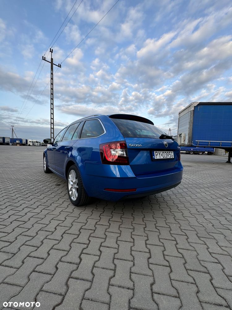 Skoda Octavia 2.0 TDI DSG Drive - 5