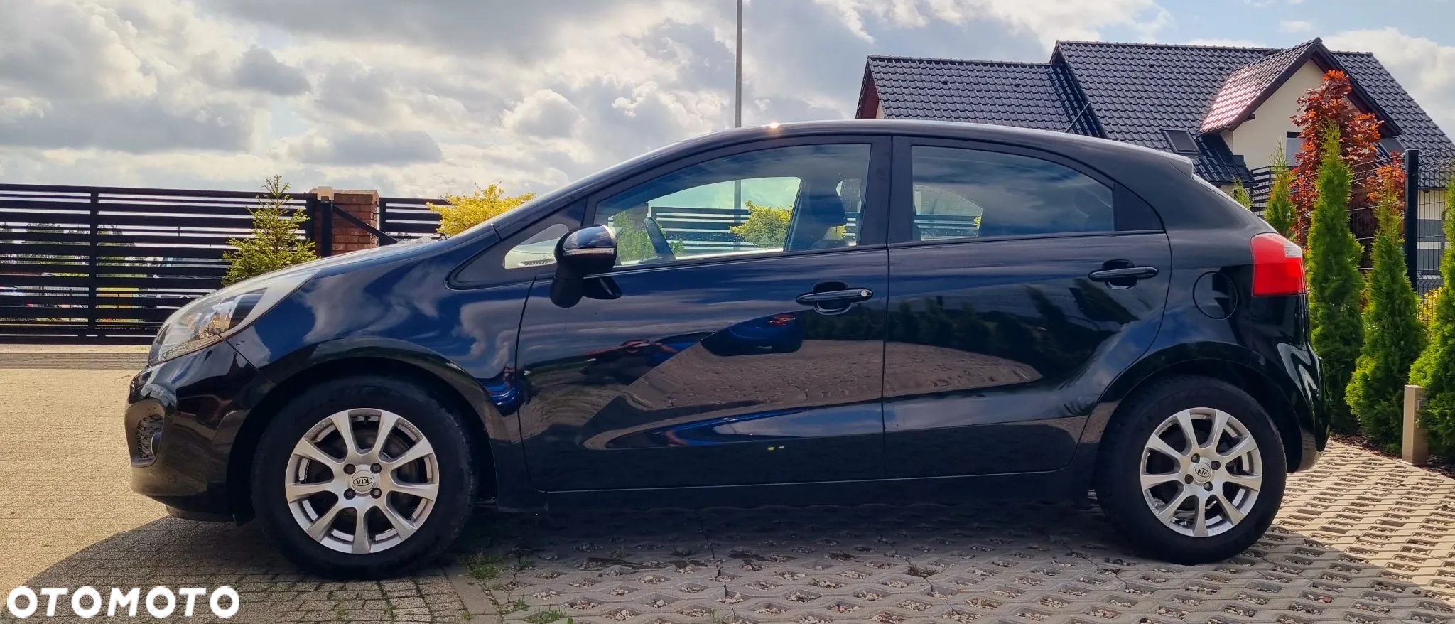 Kia Rio 1.4 Business Line Plus - 5