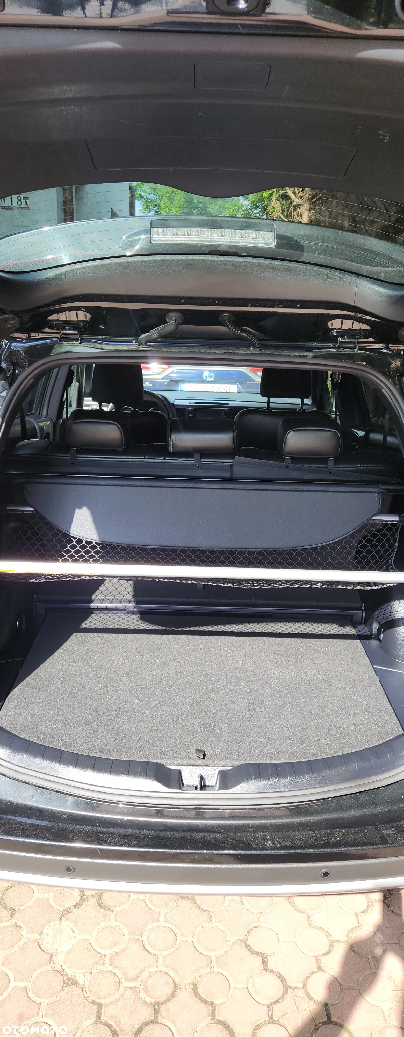 Toyota RAV4 Hybrid Prestige 4x4 - 38