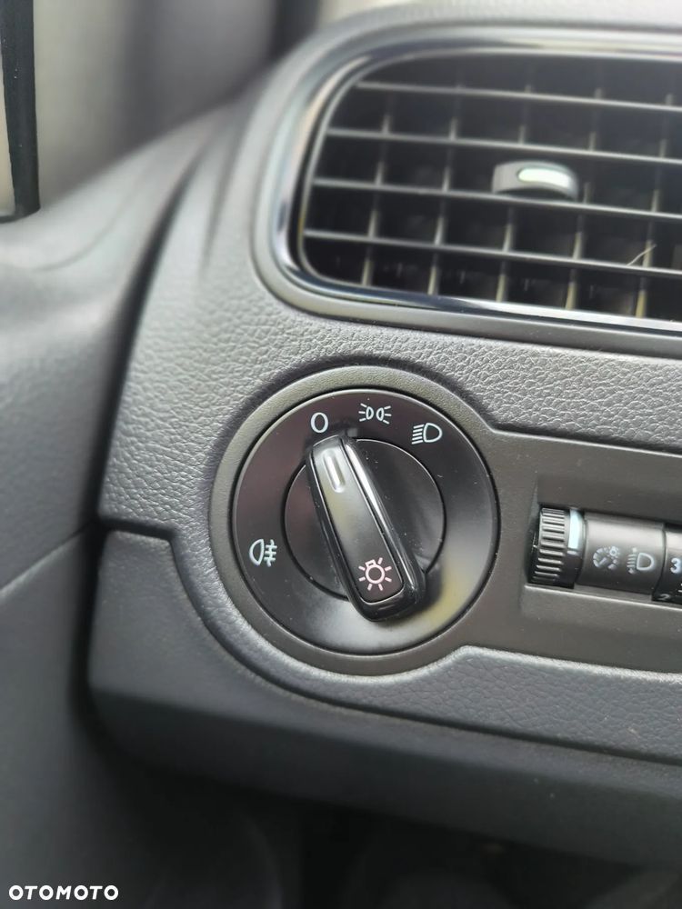 Volkswagen Polo 1.2 Team - 33