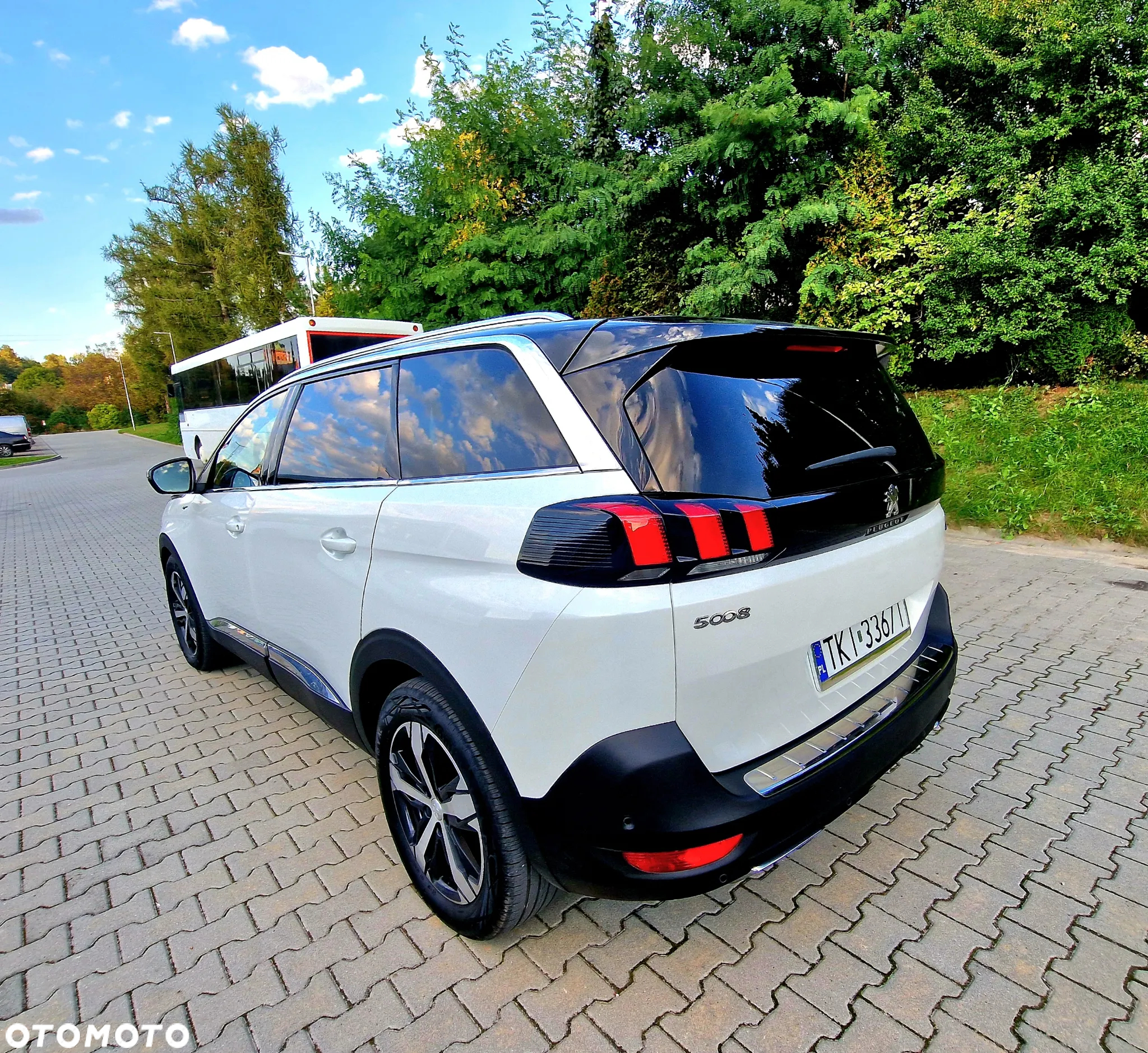 Peugeot 5008 2.0 BlueHDi GT S&S EAT8 - 17