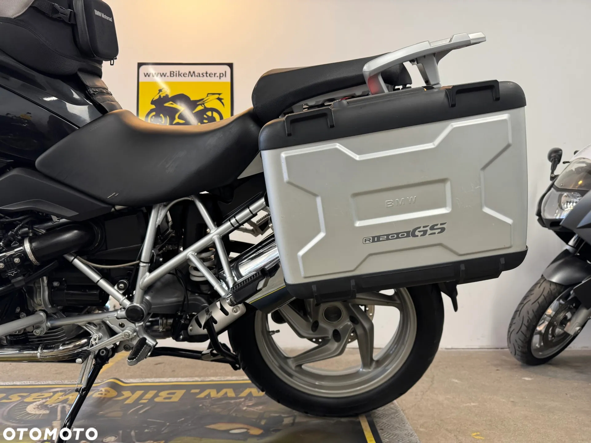 BMW R - 26