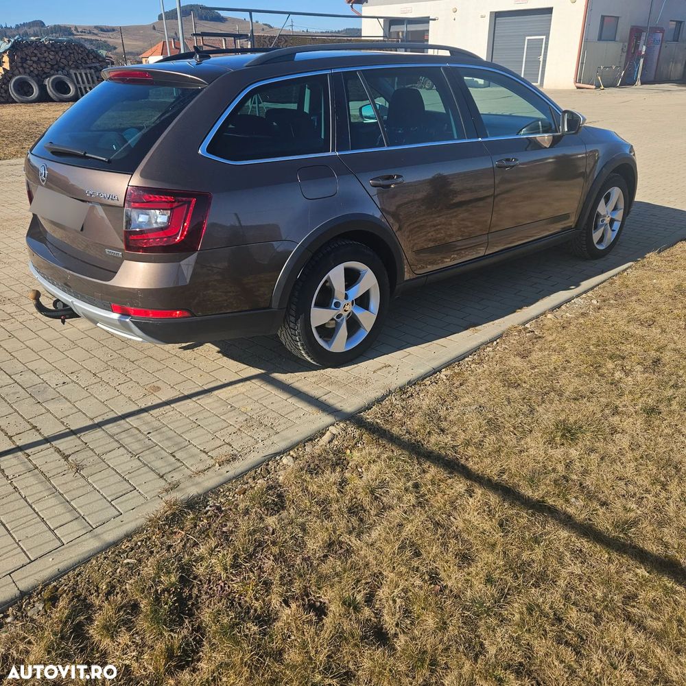 Skoda Octavia 2.0 TDI 4X4 DSG Scout - 3