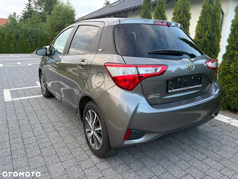 Toyota Yaris 1.5 Premium - 7