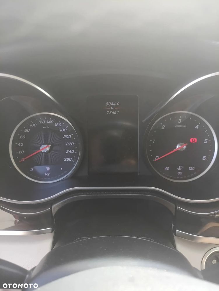 Mercedes-Benz Klasa V 250 d Avantgarde 9G-Tronic (d³ugi) - 14