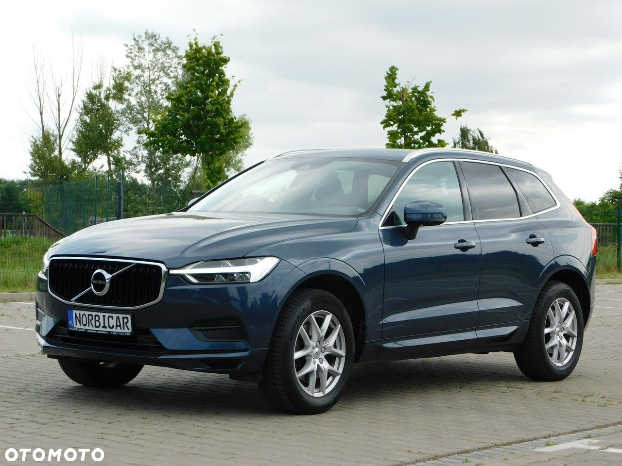 Volvo XC 60 D3 Momentum Pro - 32
