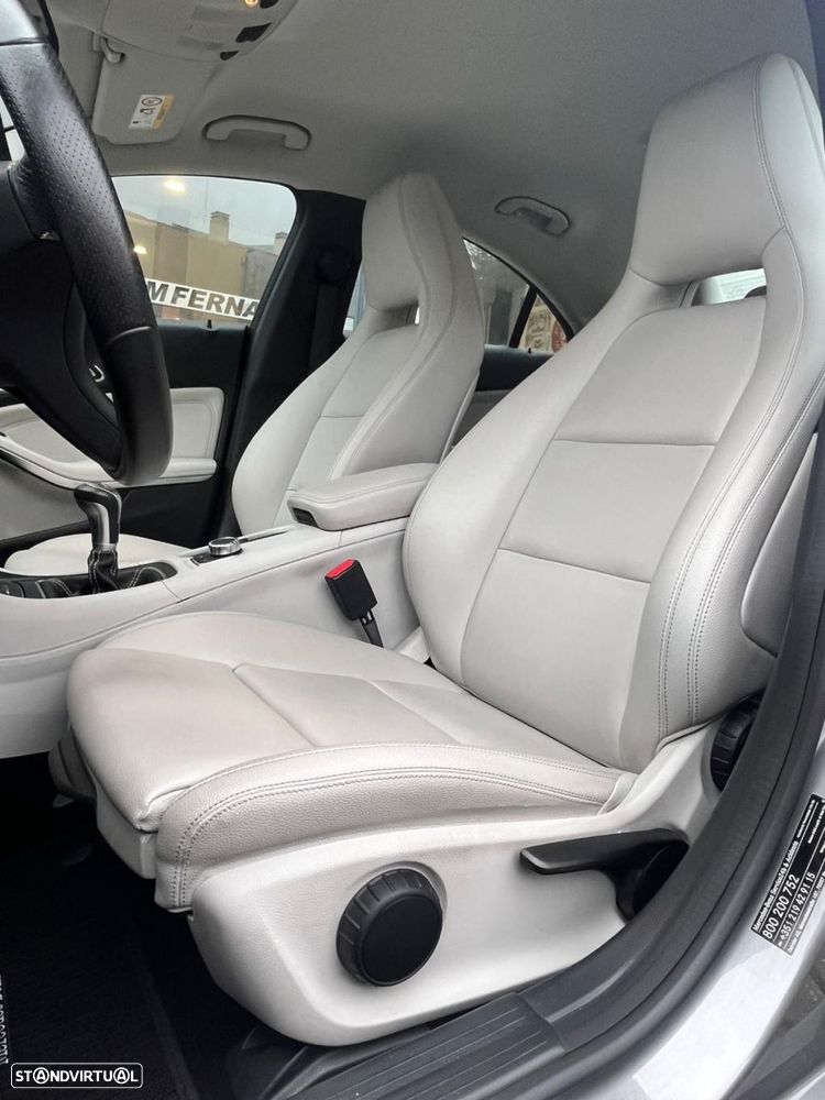 Mercedes-Benz CLA 200 CDI Urban - 42