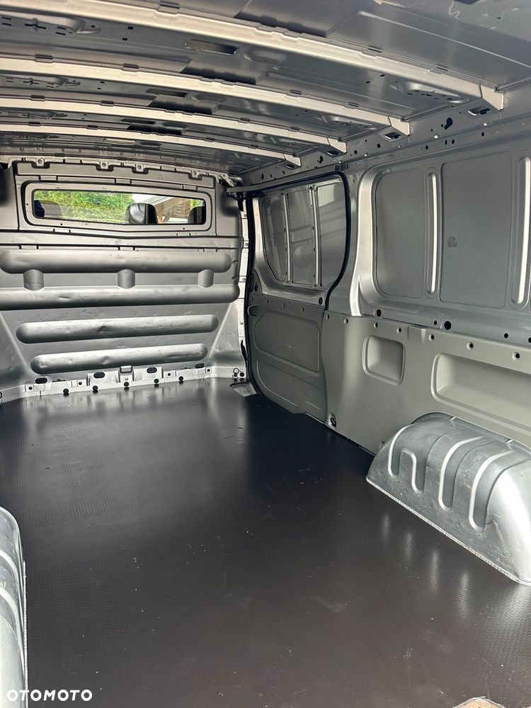 Renault Trafic L2H1 - 9