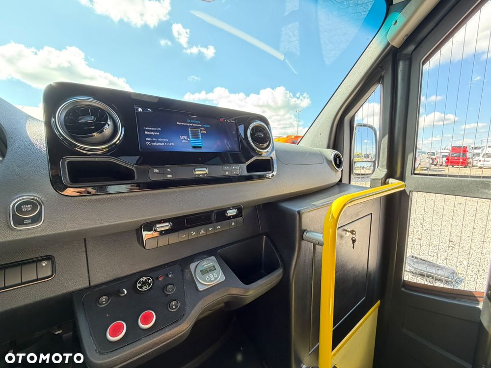 Mercedes-Benz eSprinter - 25