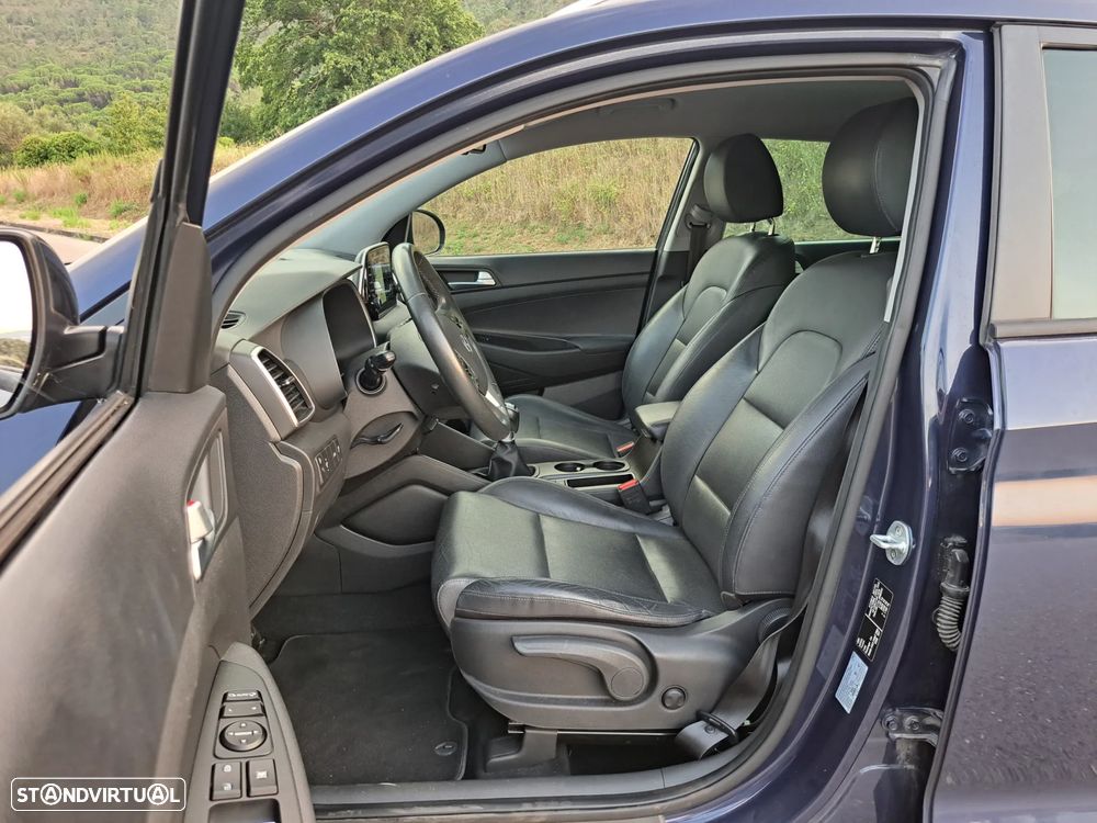 Hyundai Tucson 1.6 CRDi Premium +P.Pele+P.Style - 12