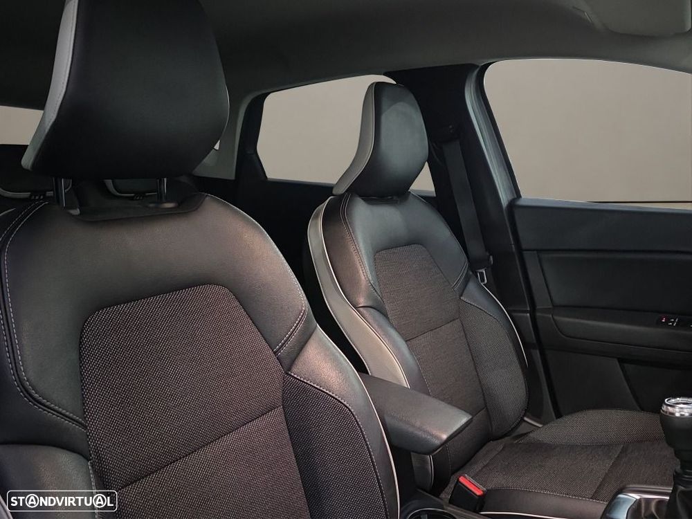 Renault Captur 1.0 TCe Intens - 14