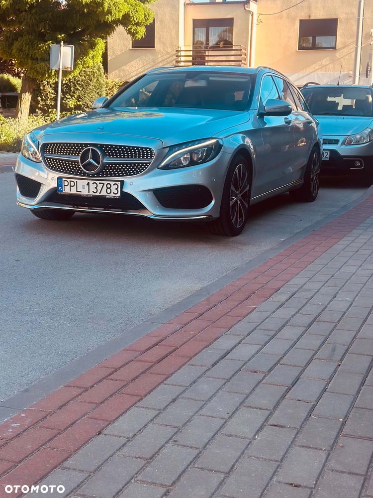 Mercedes-Benz Klasa C 220 (BlueTEC) d 7G-TRONIC AMG Line - 4