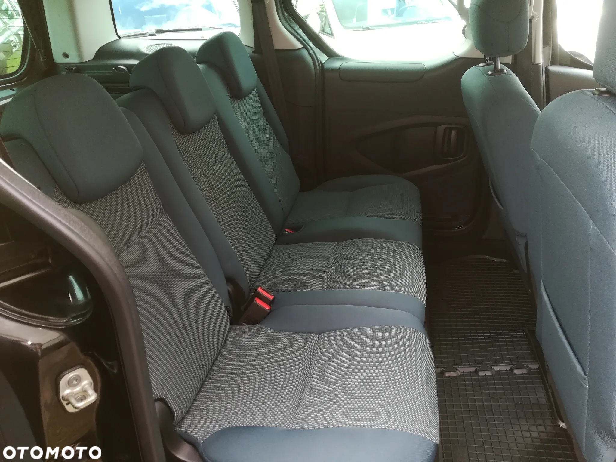 Citroën Berlingo 1.6 BlueHDi Feel Edition - 29