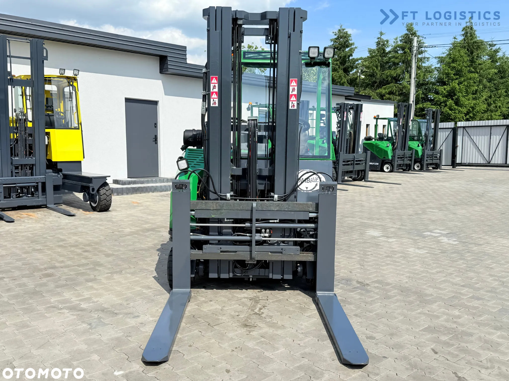 Combilift CB2500 / DIESEL / TRIPLEX / WYDŁY WYSUWNE / 5500MM / WOLNY SKOK / PRZESUW WIDEŁ / POZYCJONER / JAK NOWY - 4