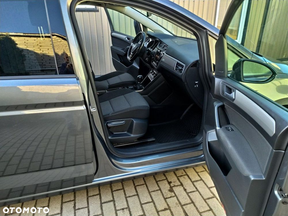 Volkswagen Touran 2.0 TDI BMT Comfortline Plus DSG - 24