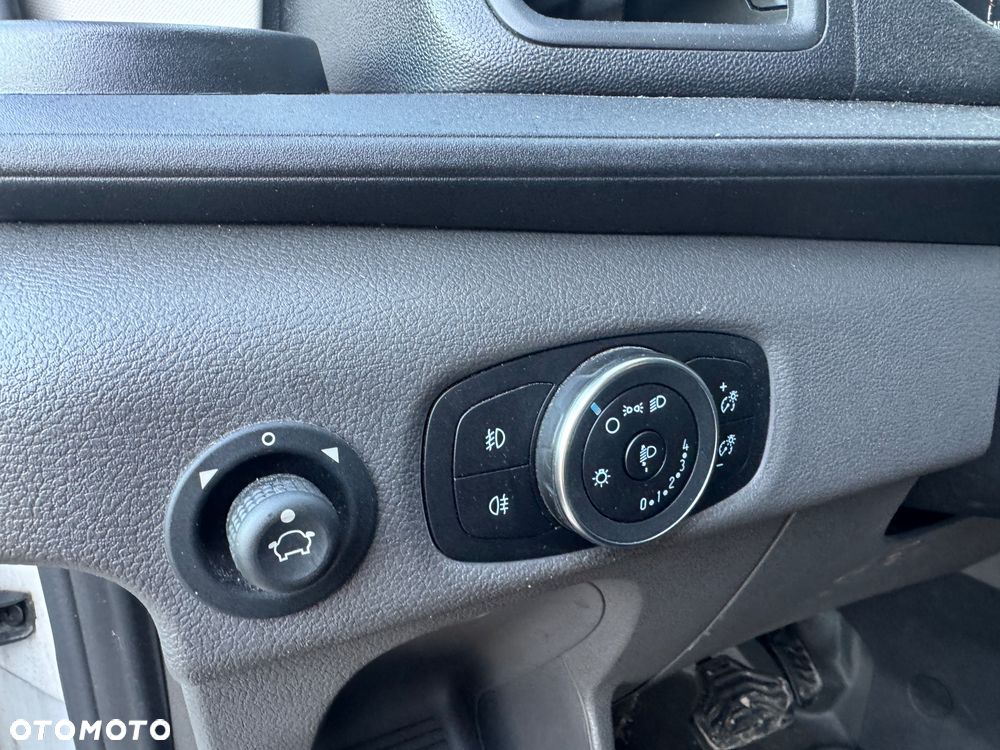 Ford Transit - 16