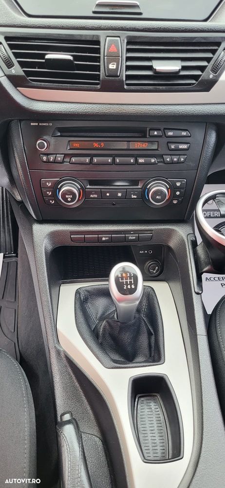 BMW X1 sDrive18d - 8