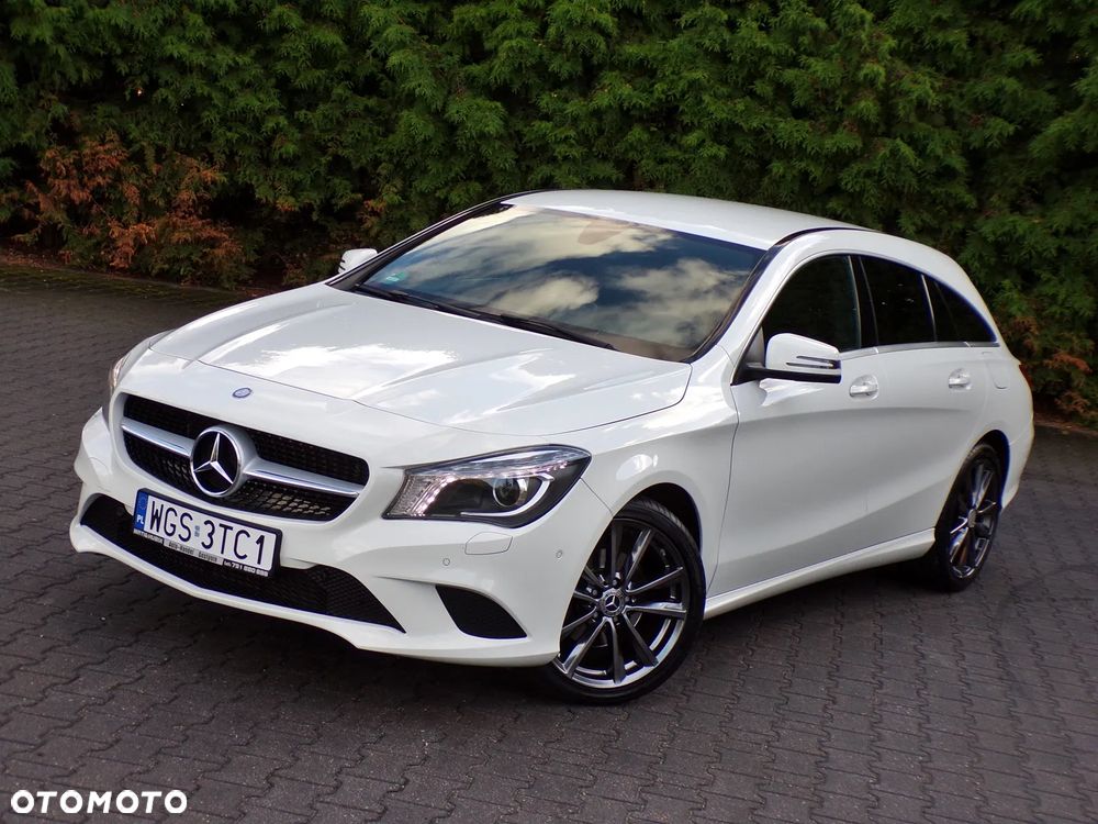 Mercedes-Benz CLA 180 UrbanStyle Edition - 11