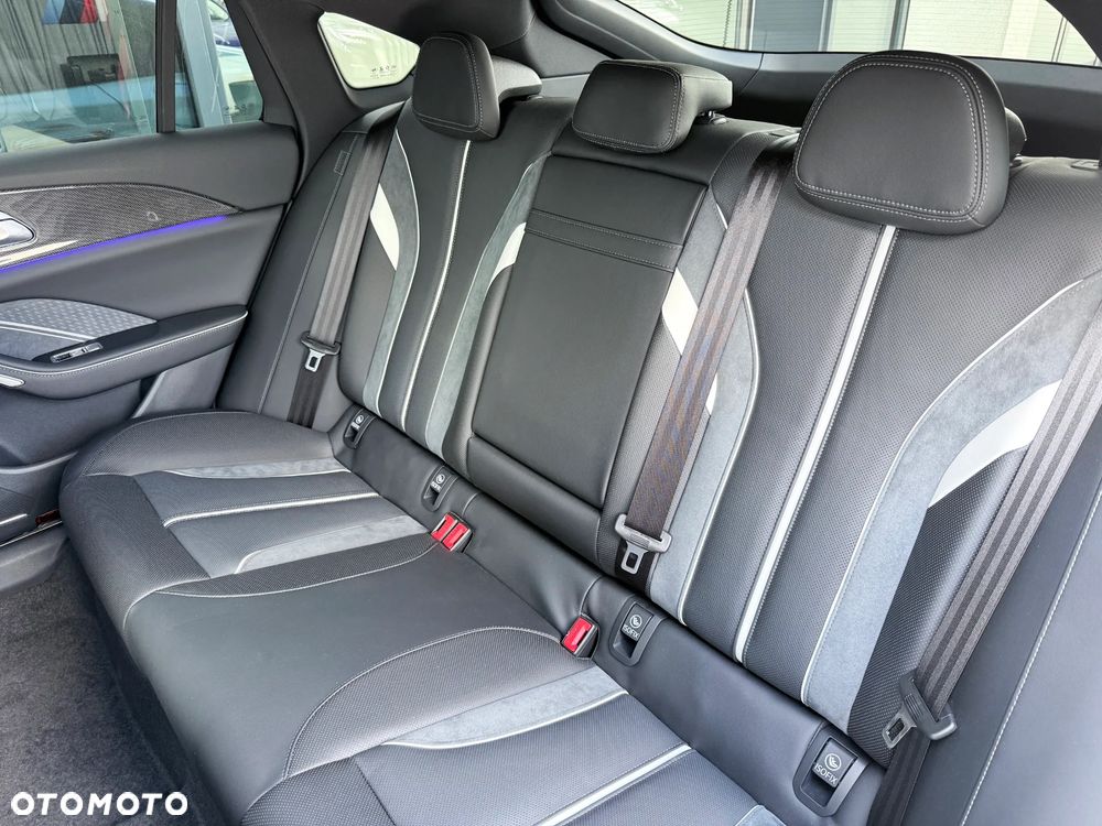 Hongqi H6 2.0T Deluxe - 29