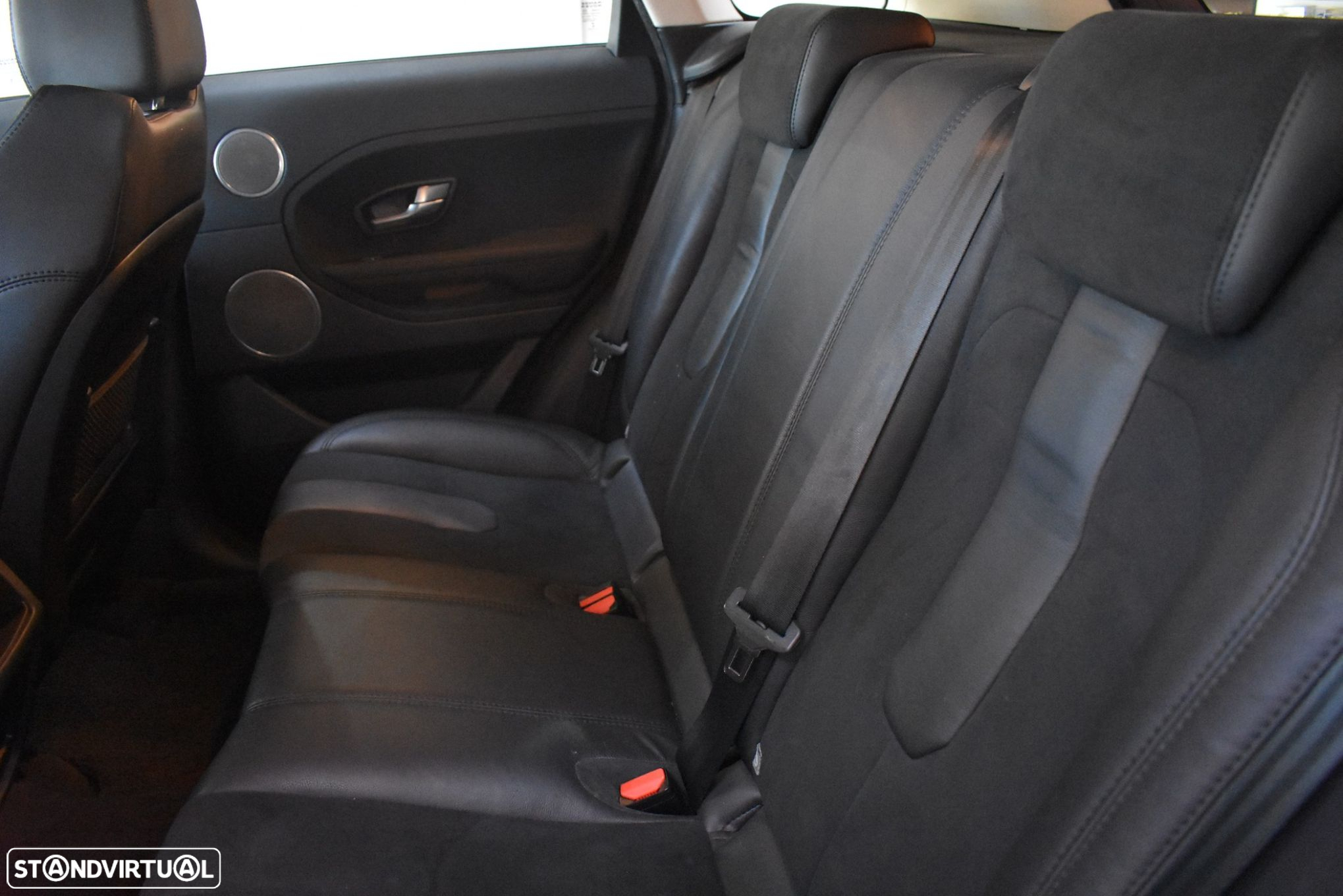 Land Rover Range Rover Evoque 2.2 eD4 Prestige - 48
