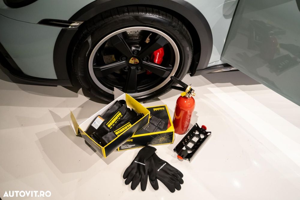 Porsche 911 Dakar - 23