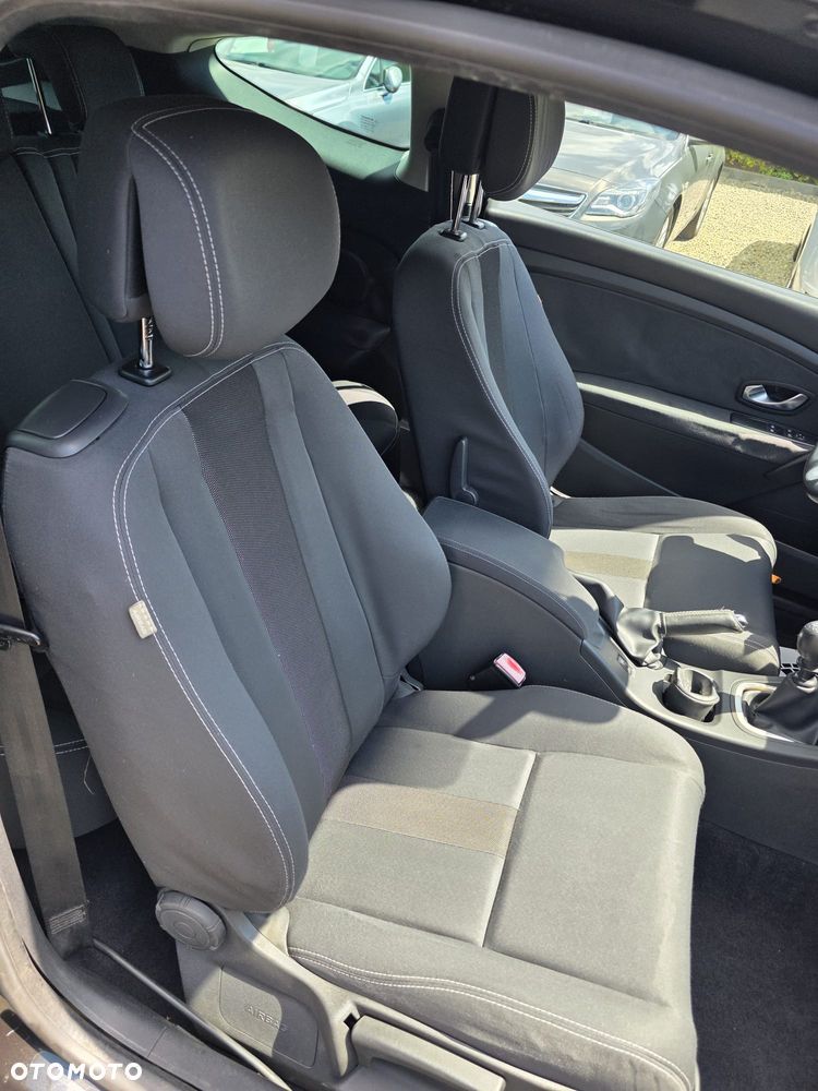 Renault Megane 1.9 dCi Privilege - 22