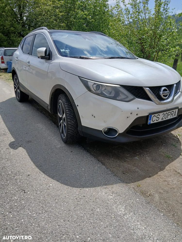 Nissan Qashqai 1.6 dCi DPF 4x4 Start/Stop 360 - 2