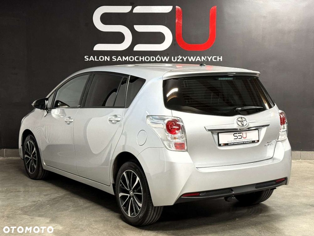 Toyota Verso - 15