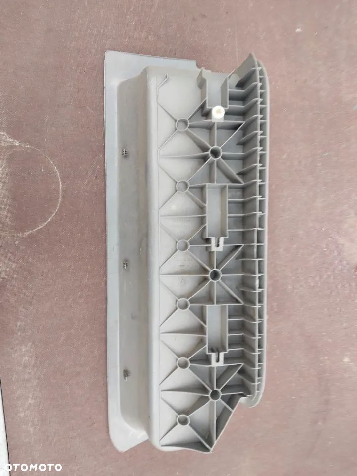 Stopień schodek prawy vw t4 - 3