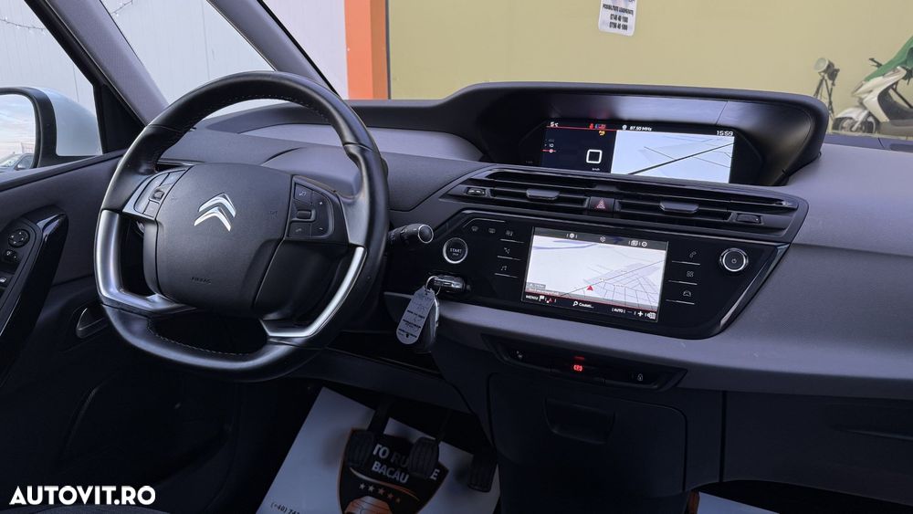 Citroën C4 Picasso - 12