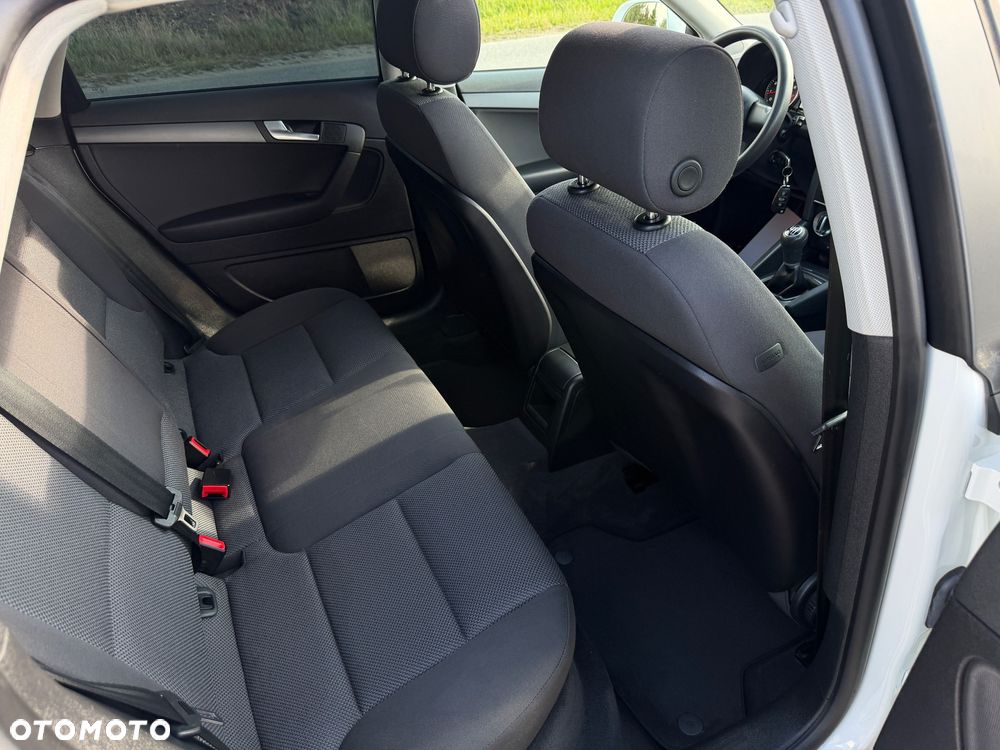Audi A3 Sportback 1.4 TFSI Attraction - 27