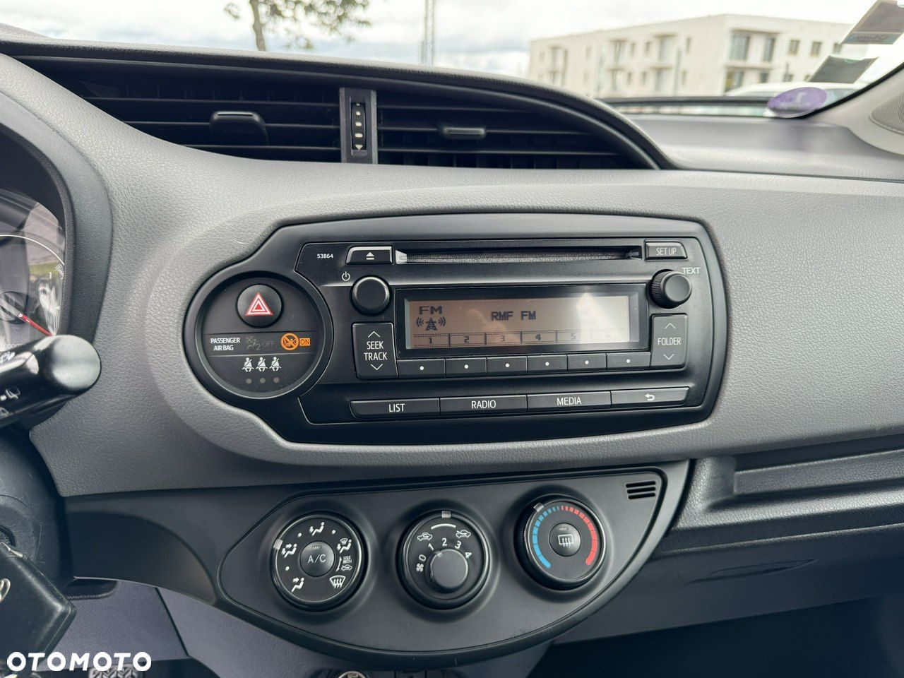 Toyota Yaris - 23