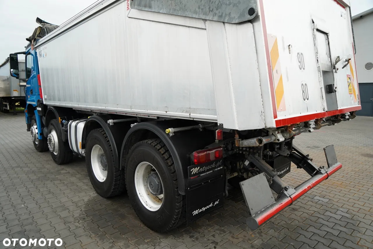 Mercedes-Benz AROCS 3243 / 8x4 / WYWROTKA 20m3 / TYLNOZSYP / EURO 6 / OPONY 100 % / ŁADOWNOŚĆ: 19,500 KG / HYDROKLAPA - 17