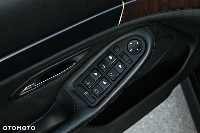 BMW Seria 5 - 33