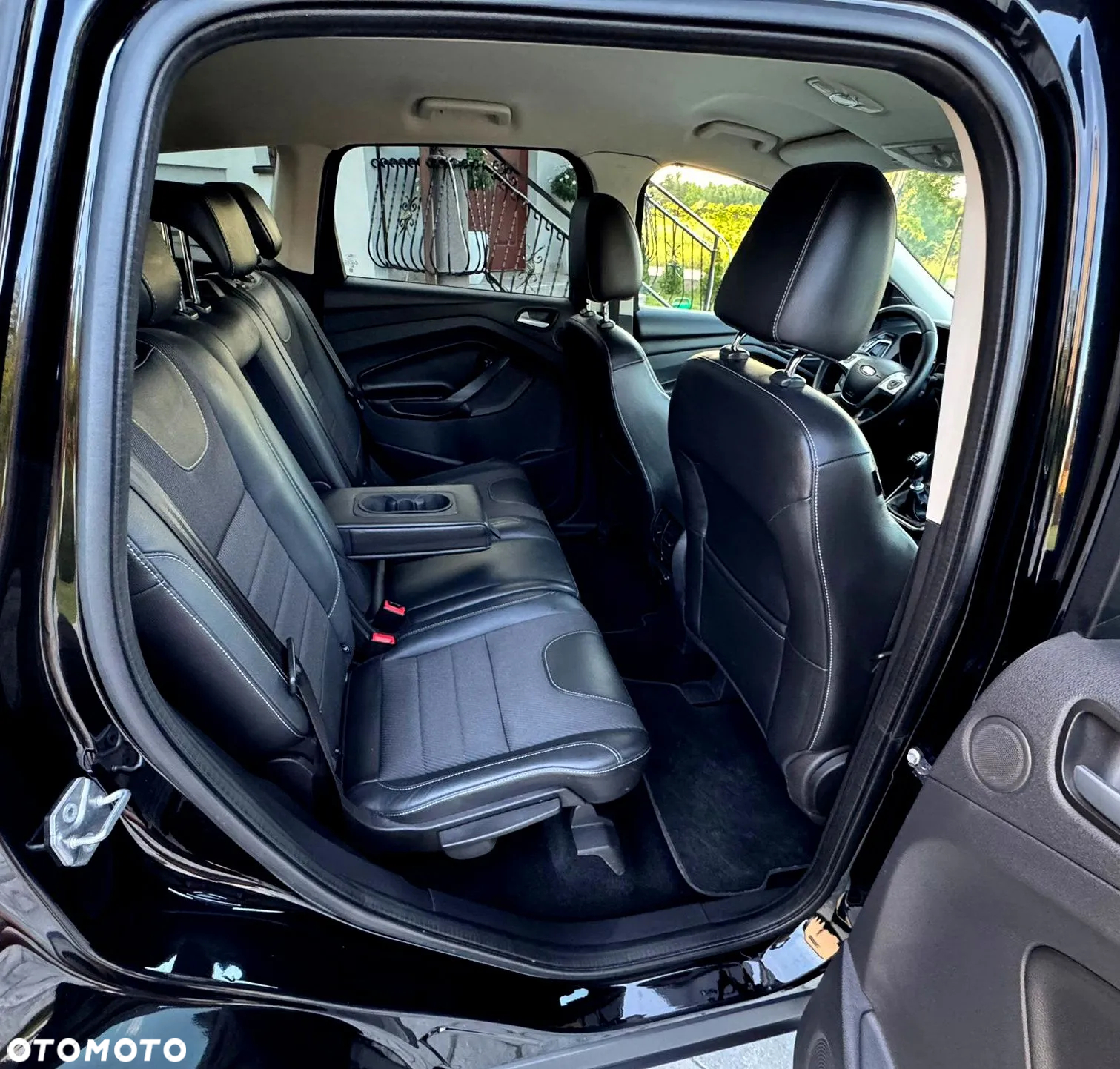Ford Kuga 2.0 TDCi 4x4 Individual - 25