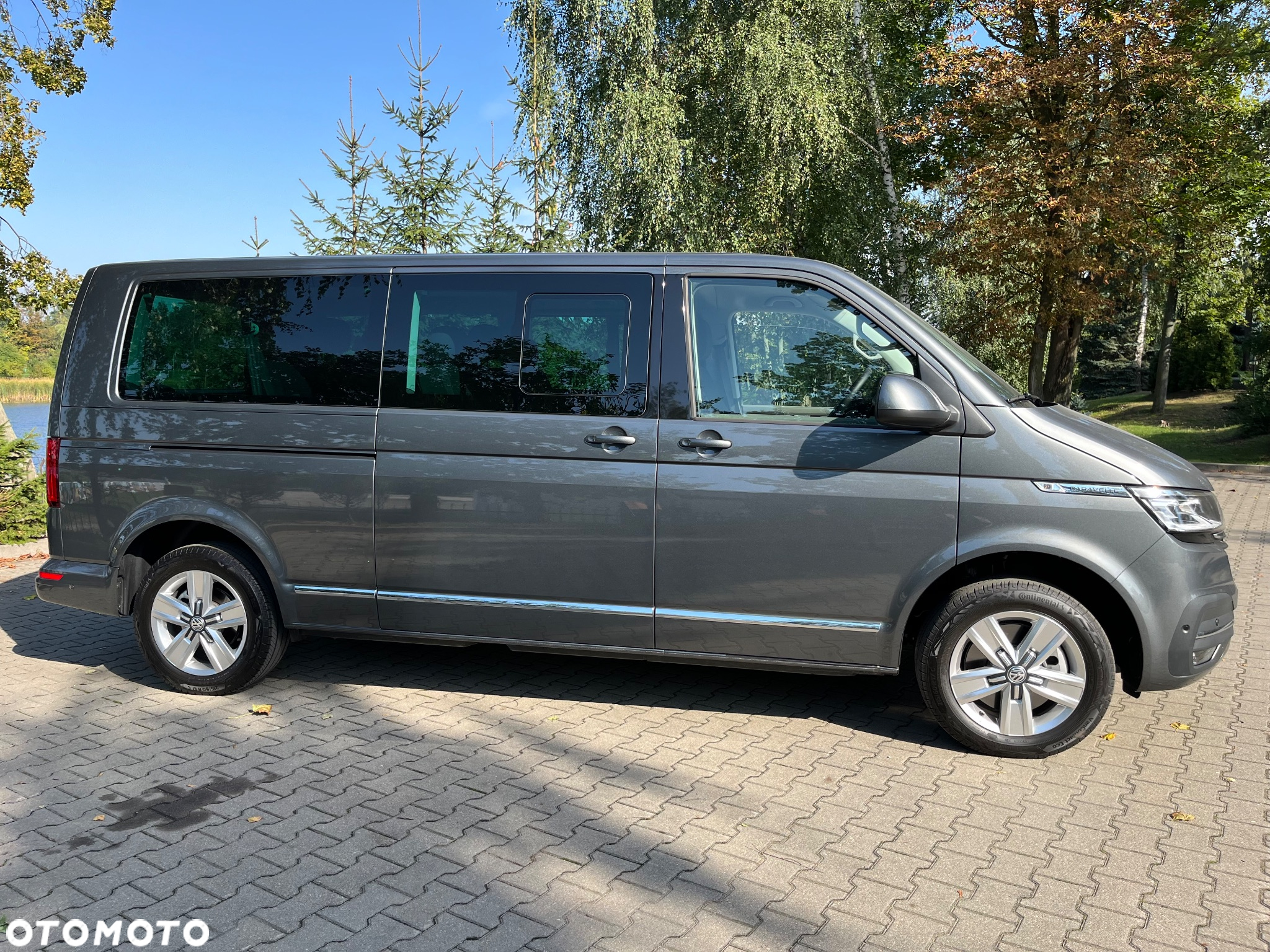 Volkswagen Caravelle 6.1 2.0 TDI L2 Comfortline DSG - 11