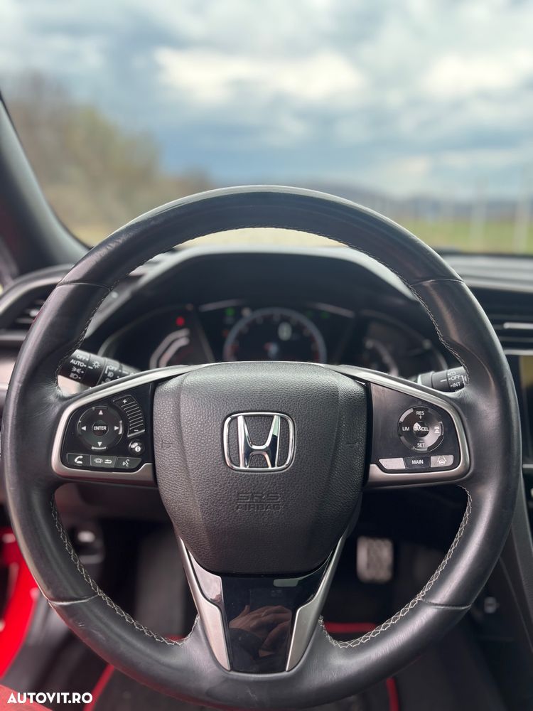 Honda Civic 1.5 i-VTEC Turbo Sport Plus - 11