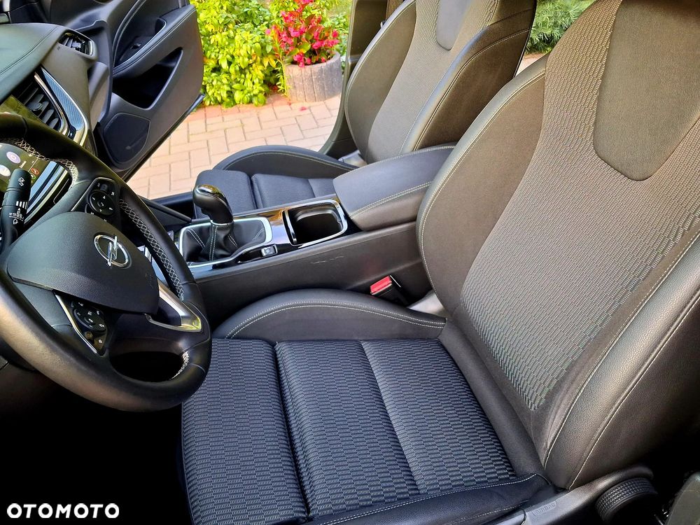 Opel Insignia 1.5 T Exclusive S&S - 8