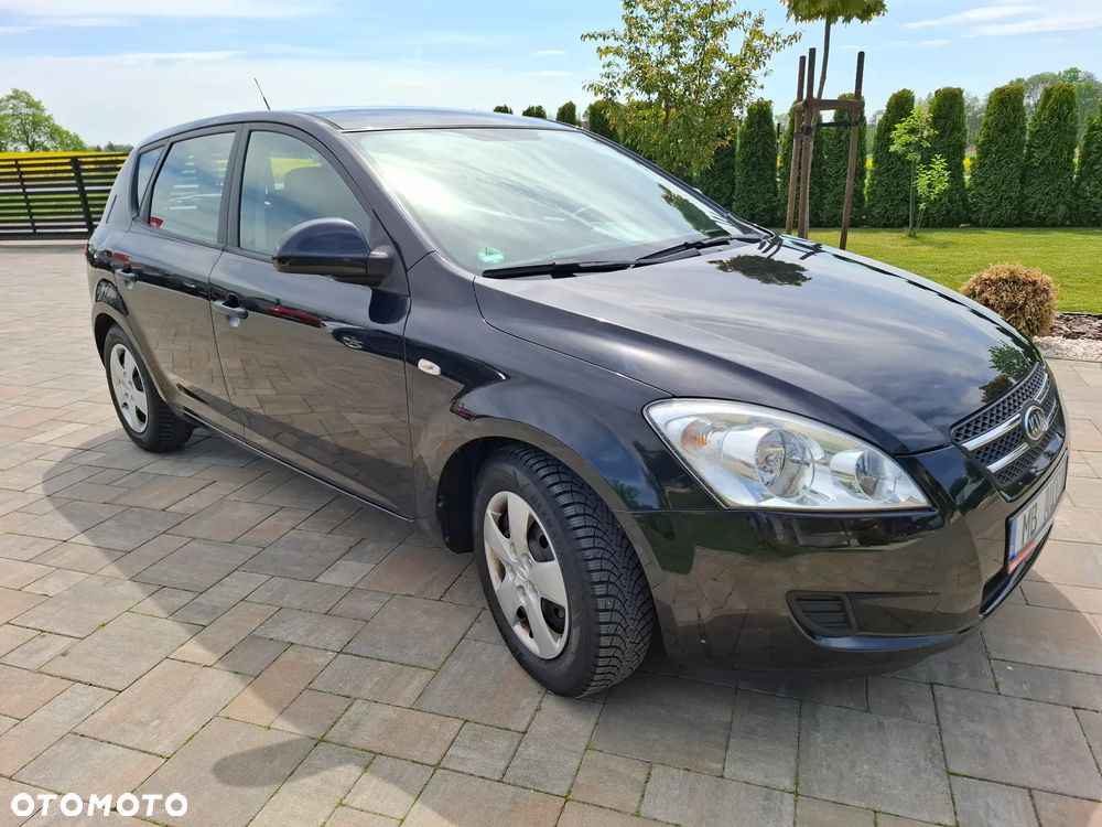 Kia Ceed 1.4 CVVT LX - 27