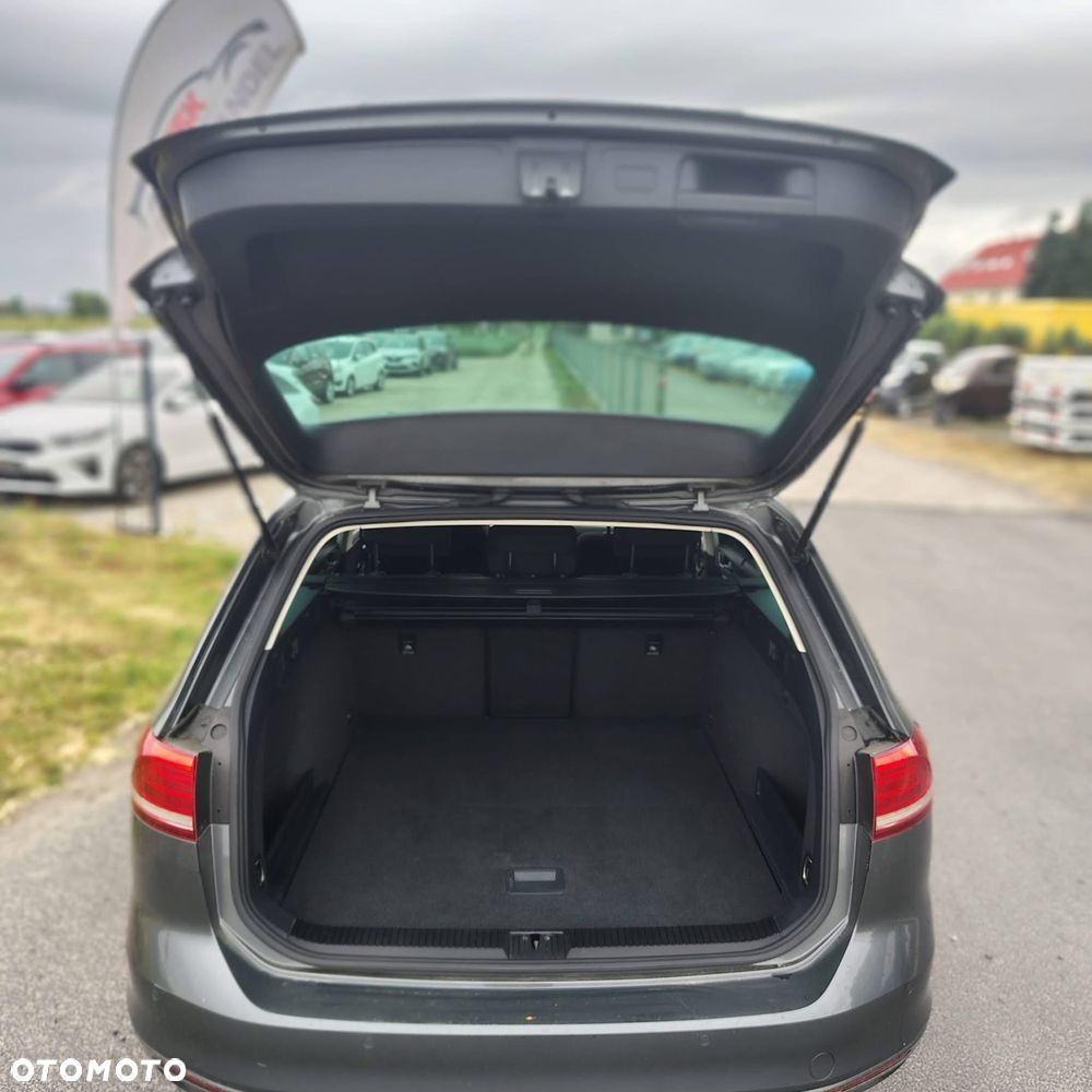 Volkswagen Passat 2.0 TDI BMT Comfortline - 9
