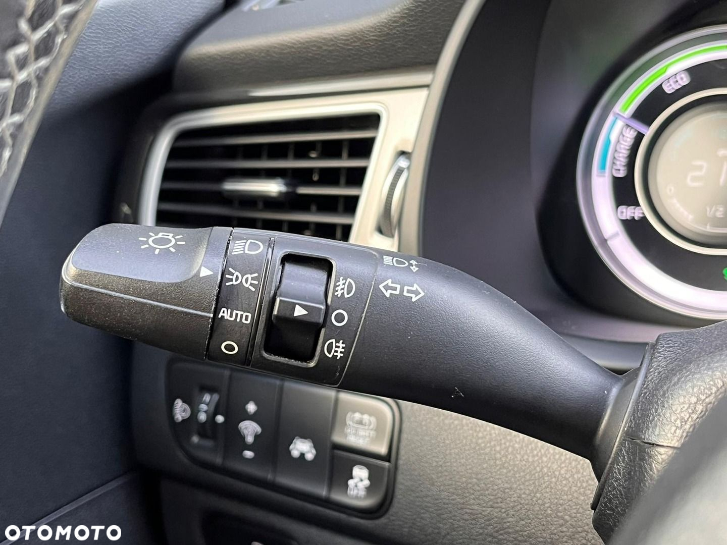 Kia Niro 1.6 GDI Hybrid L - 20