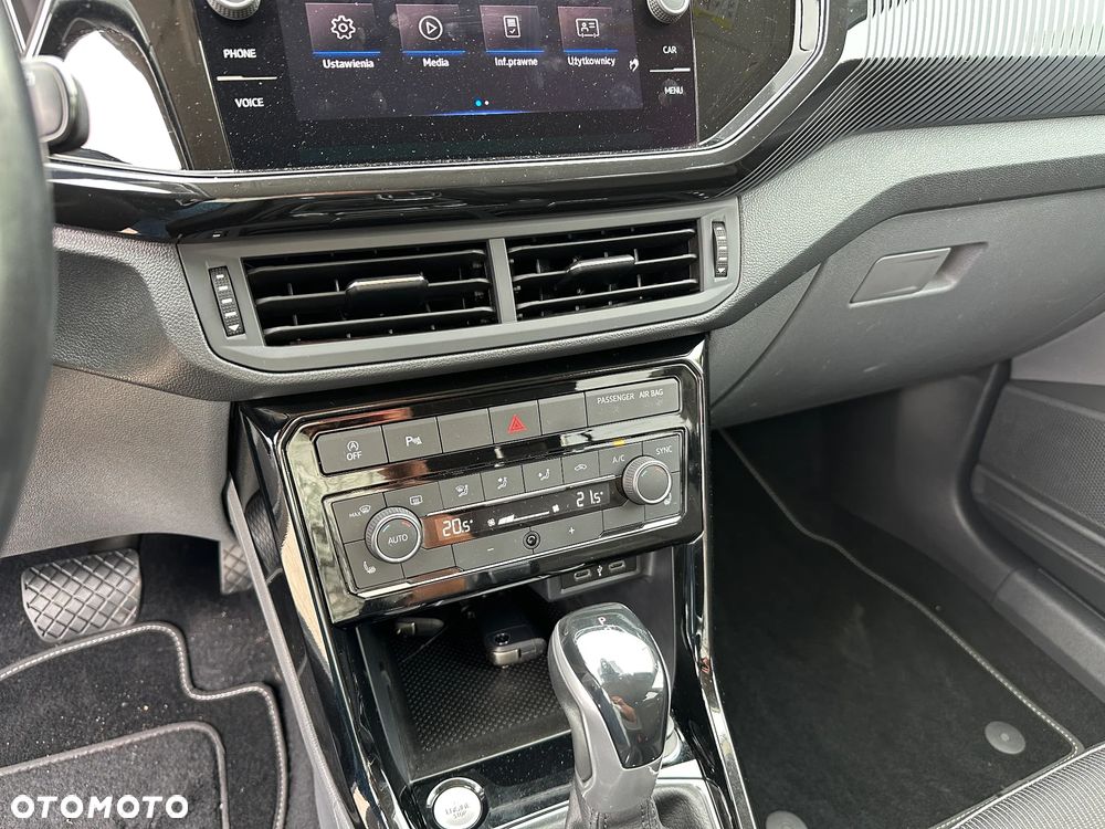 Volkswagen T-Cross - 15