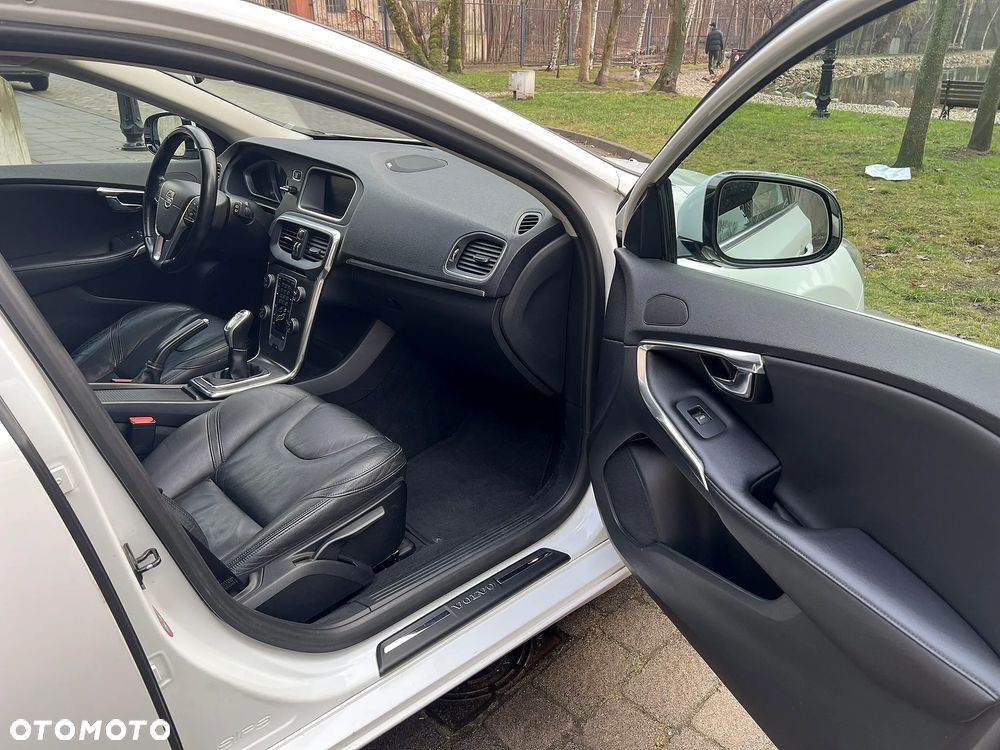 Volvo V40 D2 Summum - 18