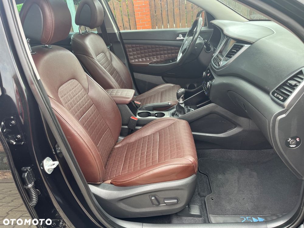 Hyundai Tucson 1.6 Turbo 4WD Intro Edition - 17