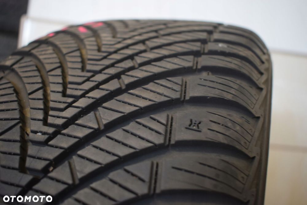 R19 235/45 Kumho Solus 4S HA32 Wysyłka gratis! - 3